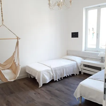 Apartment White